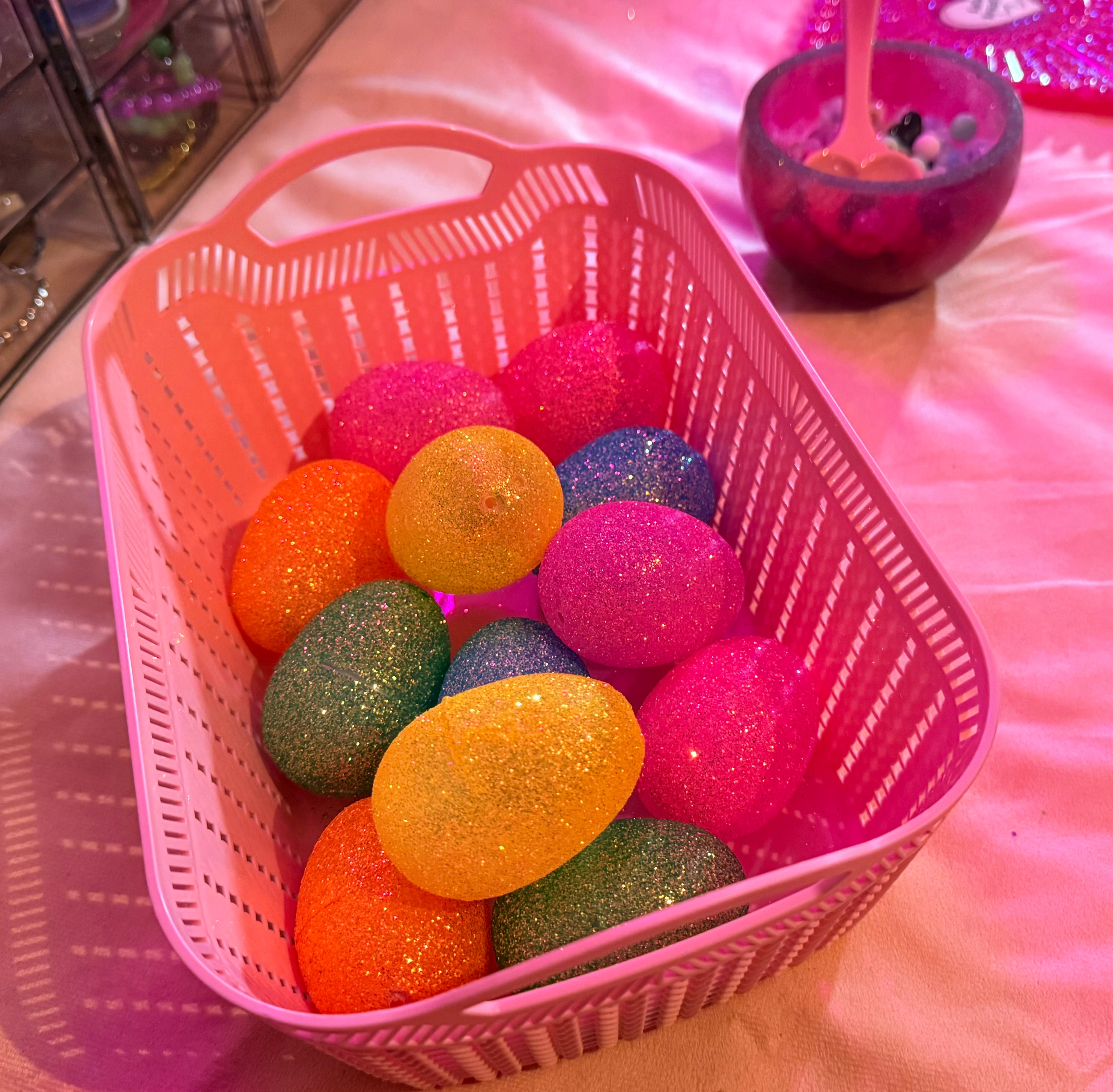 Sparkle Egg Premium Item